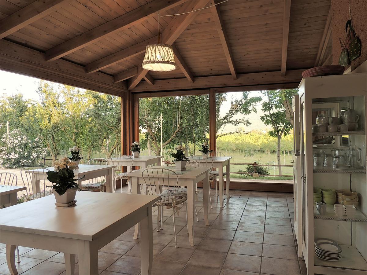 Il Refolo Bed and Breakfast Riardo Exteriör bild